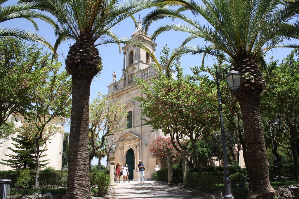 Bed and Breakfast La Chiave Di Volta Ragusa Exterior foto