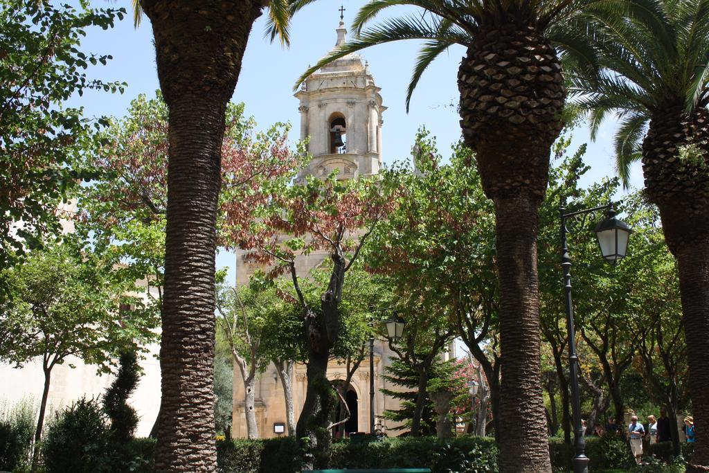 Bed and Breakfast La Chiave Di Volta Ragusa Exterior foto