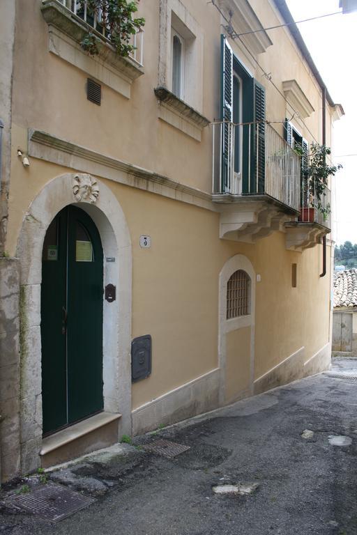 Bed and Breakfast La Chiave Di Volta Ragusa Exterior foto